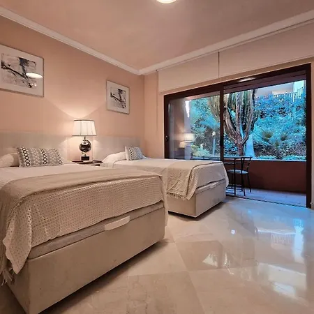 Apartamento Palacio Don Carlos Marbella