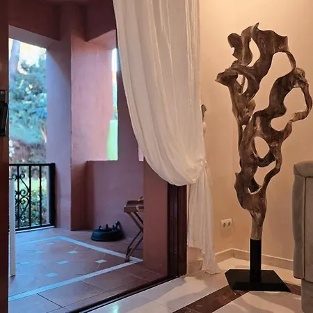 Apartamento Palacio Don Carlos Marbella