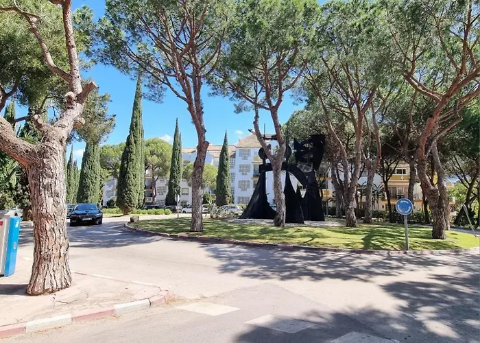 Palacio Don Carlos * Marbella
